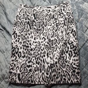 Snow Leopard Print Womens Worthington Sz 4 Mini Skirt Grey Black Baddie Scandi